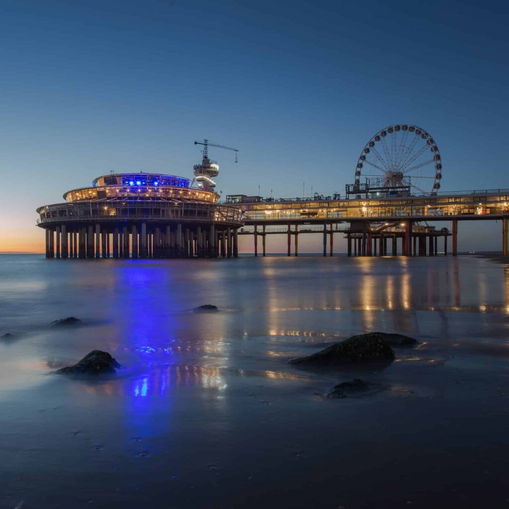 scheveningen pier after sunset 2023 11 27 05 14 27 utc scaled 1 e1744116326676